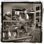 tom-in-shop